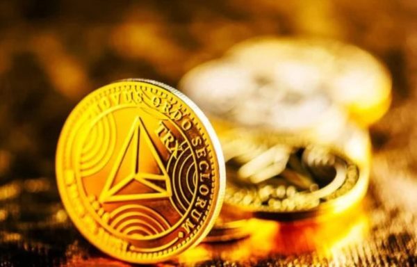 比特币飙升至 57,000 美元以上——我们回来了！